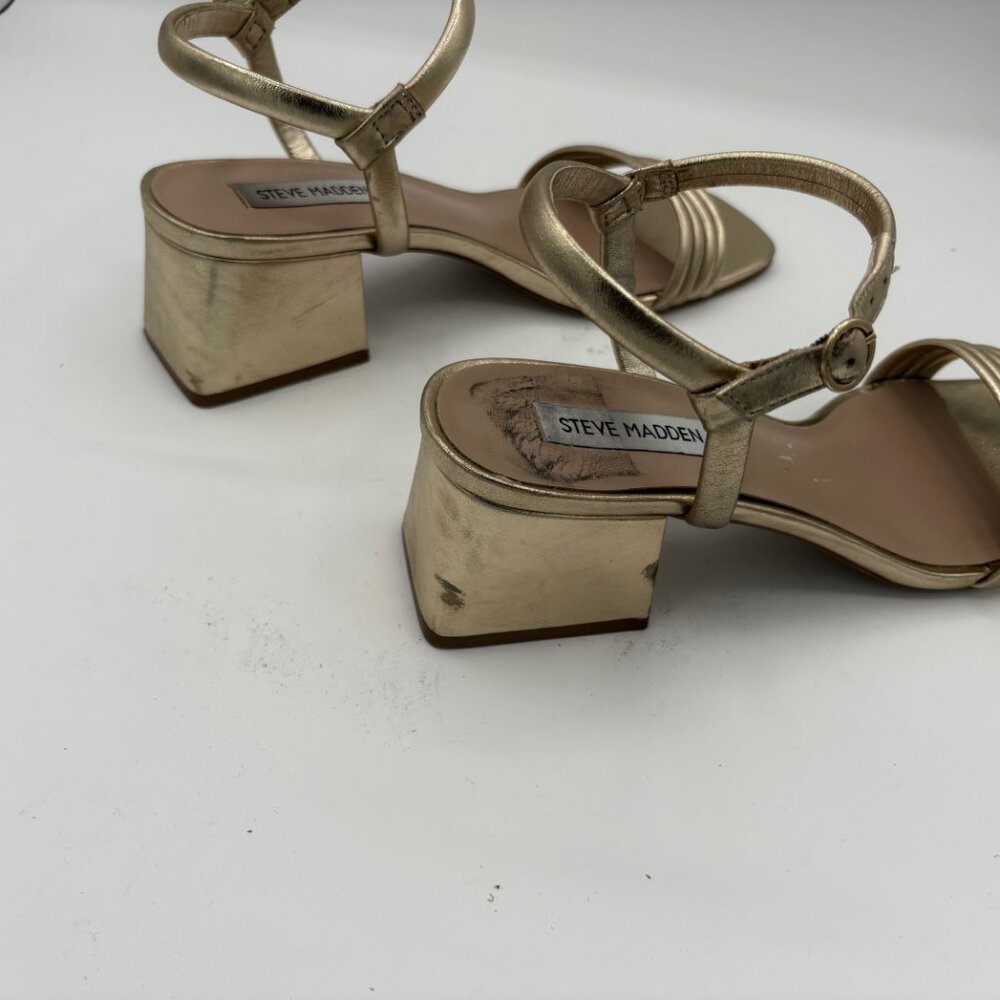 Size 9 Steve Madden Luster Gold Leather Low Heel Ankle Strap Sandals - Picture 6 of 11